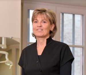 Dr Valérie Groult